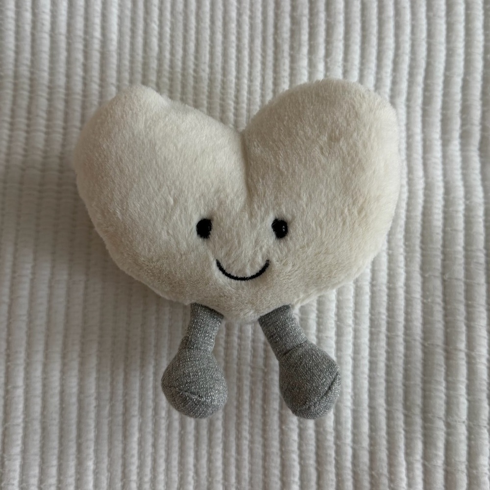 RETIRED Jellycat Amuseables Cream Heart - Small